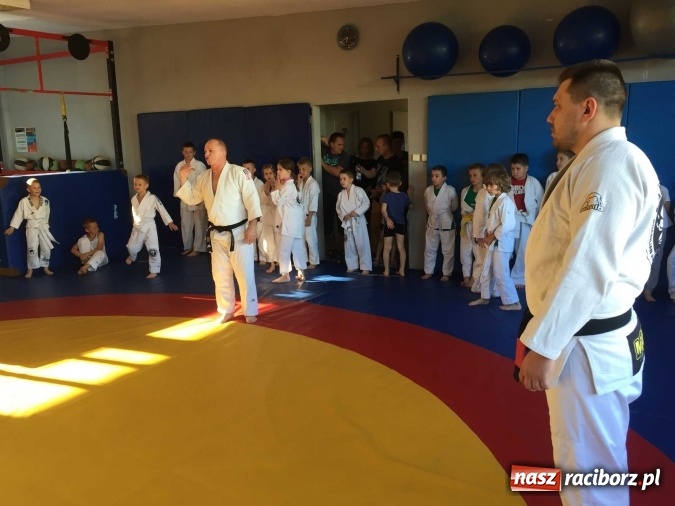 Zdjęcie w galerii na portalu naszraciborz.pl: Olimpijczyk z wizytą w klubie Łamator  wiadomości z regionu