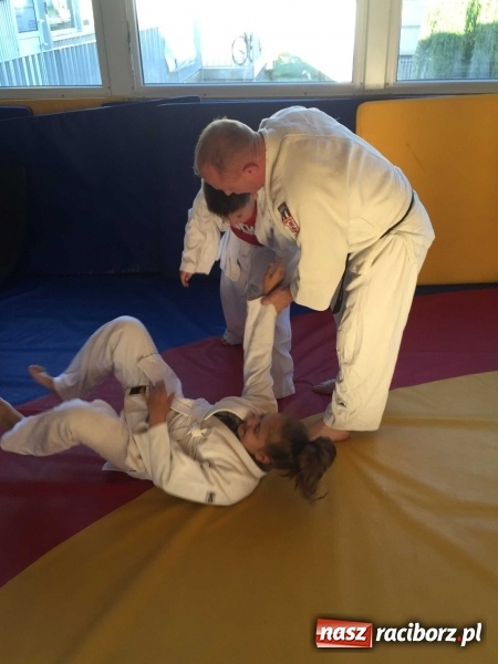 Zdjęcie w galerii na portalu naszraciborz.pl: Olimpijczyk z wizytą w klubie Łamator  wiadomości z regionu