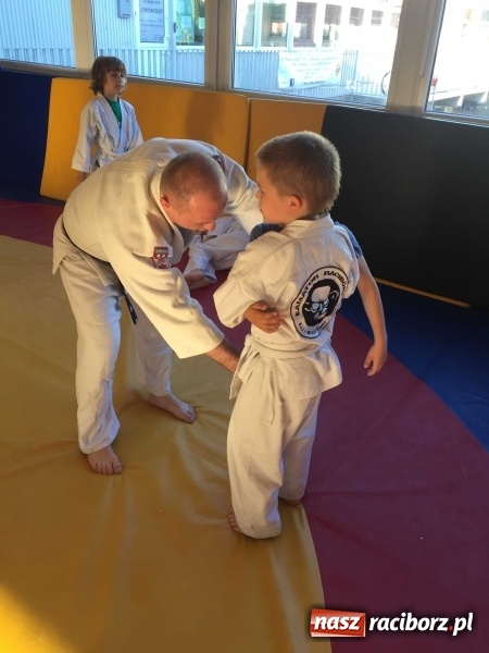 Zdjęcie w galerii na portalu naszraciborz.pl: Olimpijczyk z wizytą w klubie Łamator  wiadomości z regionu