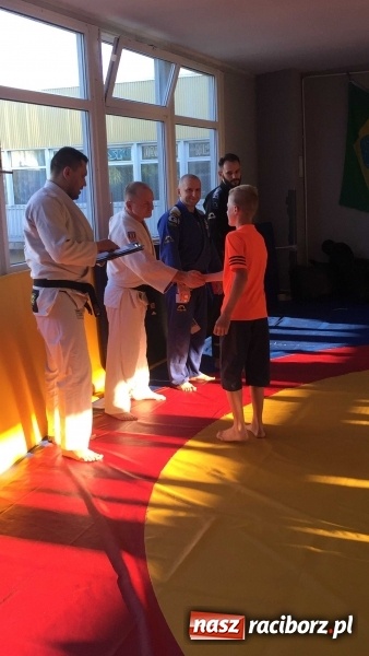 Zdjęcie w galerii na portalu naszraciborz.pl: Olimpijczyk z wizytą w klubie Łamator  wiadomości z regionu