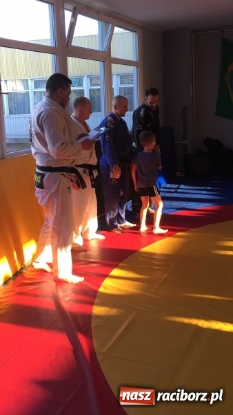 Zdjęcie w galerii na portalu naszraciborz.pl: Olimpijczyk z wizytą w klubie Łamator  wiadomości z regionu