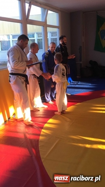 Zdjęcie w galerii na portalu naszraciborz.pl: Olimpijczyk z wizytą w klubie Łamator  wiadomości z regionu