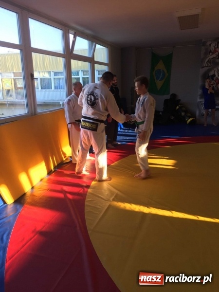 Zdjęcie w galerii na portalu naszraciborz.pl: Olimpijczyk z wizytą w klubie Łamator  wiadomości z regionu