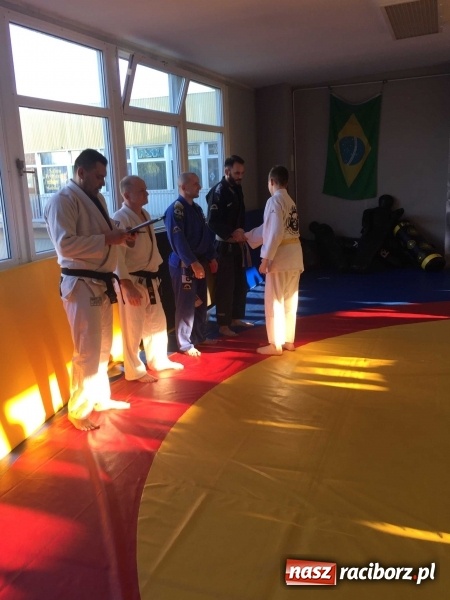 Zdjęcie w galerii na portalu naszraciborz.pl: Olimpijczyk z wizytą w klubie Łamator  wiadomości z regionu