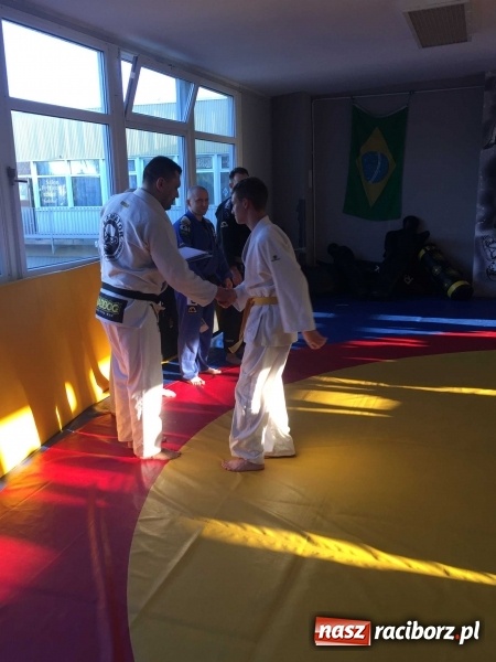 Zdjęcie w galerii na portalu naszraciborz.pl: Olimpijczyk z wizytą w klubie Łamator  wiadomości z regionu