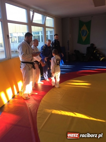 Zdjęcie w galerii na portalu naszraciborz.pl: Olimpijczyk z wizytą w klubie Łamator  wiadomości z regionu