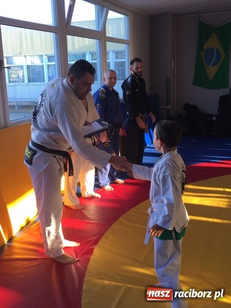 Zdjęcie w galerii na portalu naszraciborz.pl: Olimpijczyk z wizytą w klubie Łamator  wiadomości z regionu