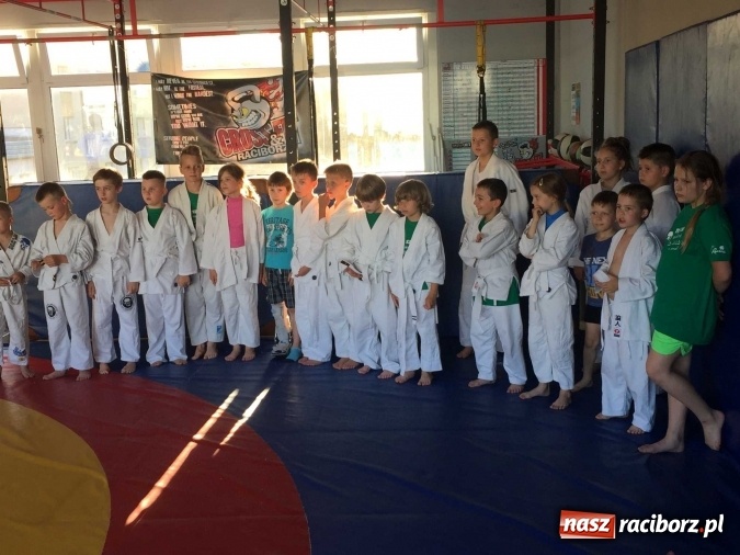 Zdjęcie w galerii na portalu naszraciborz.pl: Olimpijczyk z wizytą w klubie Łamator  wiadomości z regionu