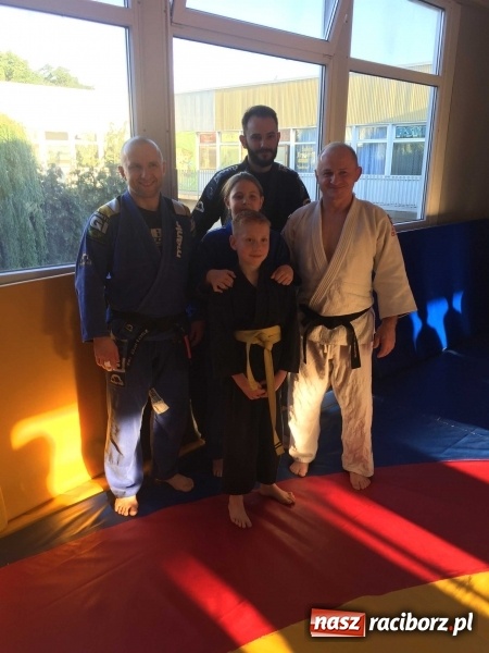 Zdjęcie w galerii na portalu naszraciborz.pl: Olimpijczyk z wizytą w klubie Łamator  wiadomości z regionu