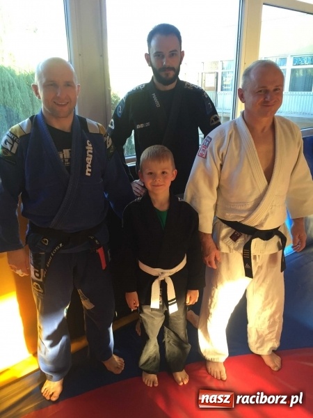 Zdjęcie w galerii na portalu naszraciborz.pl: Olimpijczyk z wizytą w klubie Łamator  wiadomości z regionu