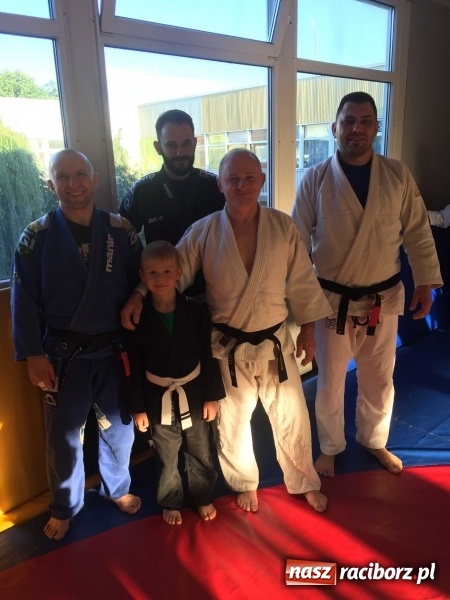 Zdjęcie w galerii na portalu naszraciborz.pl: Olimpijczyk z wizytą w klubie Łamator  wiadomości z regionu