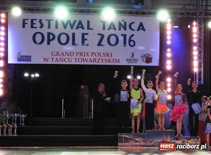 Zdjęcie w galerii na portalu naszraciborz.pl: Małymi krokami do podium, czyli sukces pary tanecznej z Raciborza wiadomości z regionu