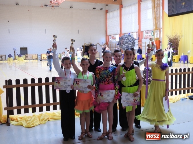 Zdjęcie w galerii na portalu naszraciborz.pl: Małymi krokami do podium, czyli sukces pary tanecznej z Raciborza wiadomości z regionu