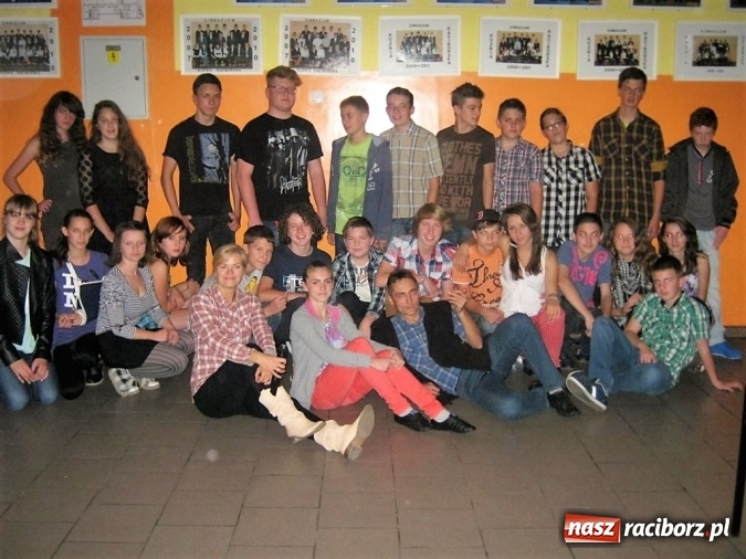 Zdjęcie w galerii na portalu naszraciborz.pl: Finansoaktywni. Misja: Budżet - debata w Kuźni Raciborskiej w ramach projektu edukacyjnego wiadomości z regionu