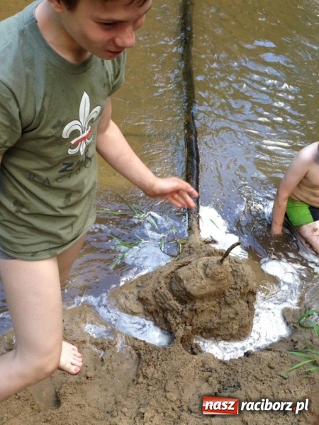 Zdjęcie w galerii na portalu naszraciborz.pl: Zuchowy bieg po gwiazdki  wiadomości z regionu