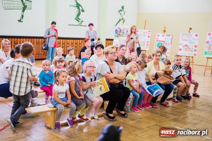 Zdjęcie w galerii na portalu naszraciborz.pl: M&oacute;j Tata - konkurs plastyczny rozstrzygnięty wiadomości z regionu