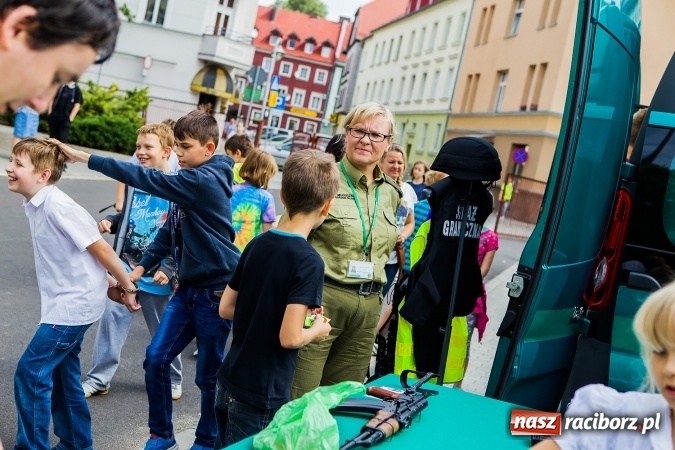 Zdjęcie w galerii na portalu naszraciborz.pl: Festyn Profilaktyczny w SP 4&nbsp; wiadomości z regionu
