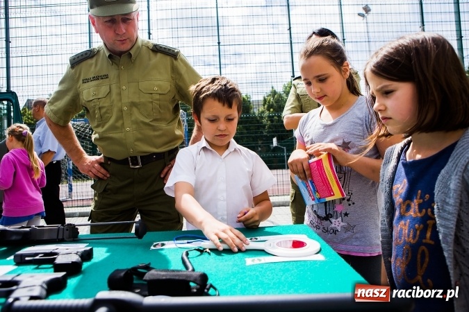Zdjęcie w galerii na portalu naszraciborz.pl: Festyn Profilaktyczny w SP 4&nbsp; wiadomości z regionu