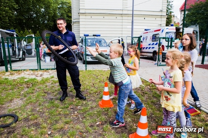 Zdjęcie w galerii na portalu naszraciborz.pl: Festyn Profilaktyczny w SP 4&nbsp; wiadomości z regionu