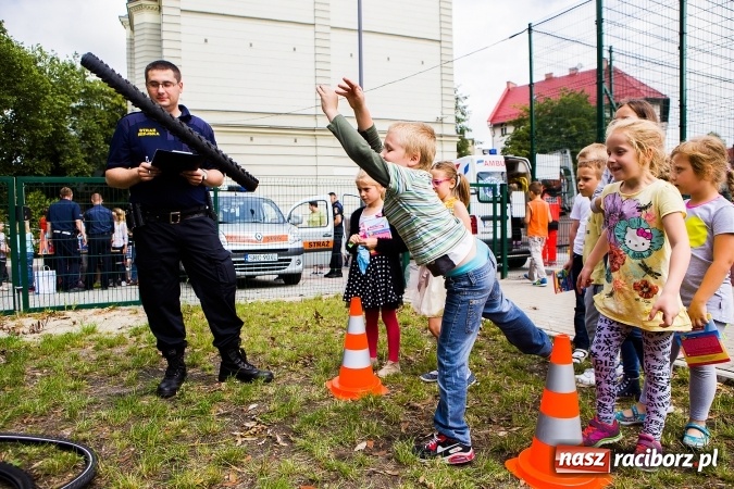 Zdjęcie w galerii na portalu naszraciborz.pl: Festyn Profilaktyczny w SP 4&nbsp; wiadomości z regionu