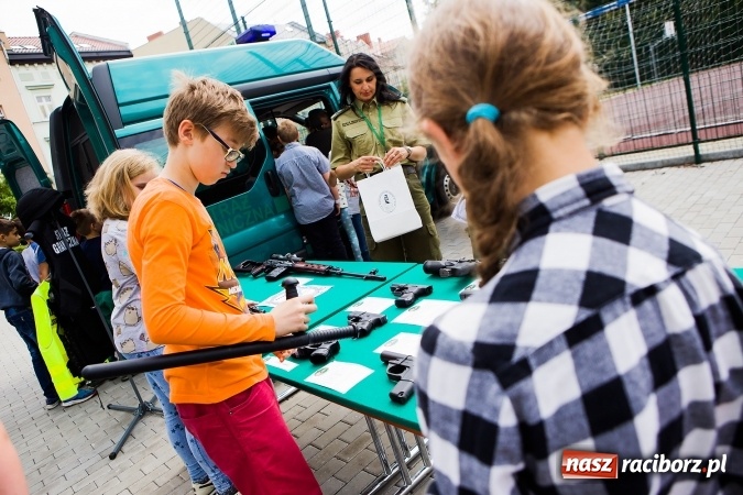 Zdjęcie w galerii na portalu naszraciborz.pl: Festyn Profilaktyczny w SP 4&nbsp; wiadomości z regionu