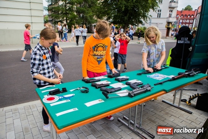 Zdjęcie w galerii na portalu naszraciborz.pl: Festyn Profilaktyczny w SP 4&nbsp; wiadomości z regionu