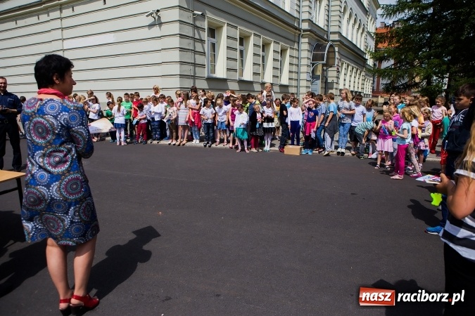 Zdjęcie w galerii na portalu naszraciborz.pl: Festyn Profilaktyczny w SP 4&nbsp; wiadomości z regionu