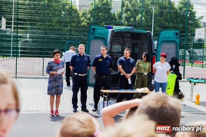 Zdjęcie w galerii na portalu naszraciborz.pl: Festyn Profilaktyczny w SP 4&nbsp; wiadomości z regionu