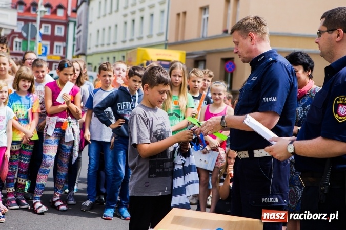 Zdjęcie w galerii na portalu naszraciborz.pl: Festyn Profilaktyczny w SP 4&nbsp; wiadomości z regionu