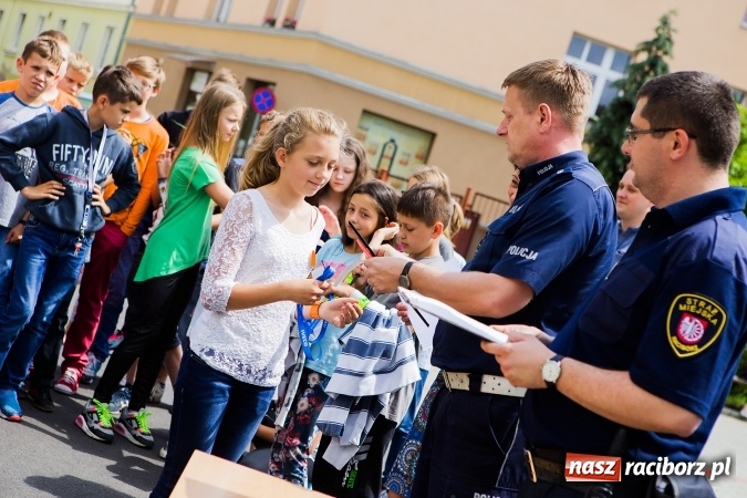Zdjęcie w galerii na portalu naszraciborz.pl: Festyn Profilaktyczny w SP 4&nbsp; wiadomości z regionu