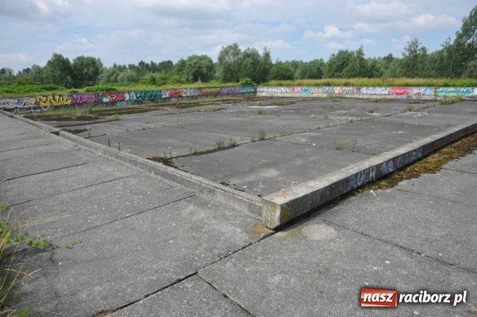 Zdjęcie w galerii na portalu naszraciborz.pl: Pojawił się pomysł na to, jak zagospodarować niedokończone kąpielisko na Ostrogu wiadomości z regionu