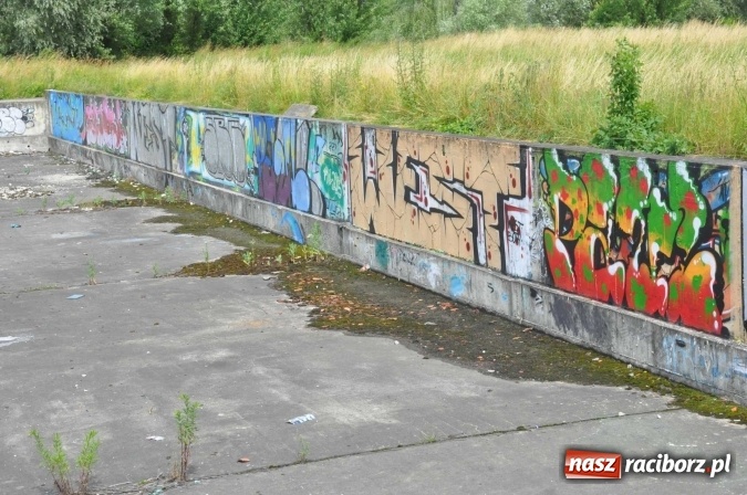 Zdjęcie w galerii na portalu naszraciborz.pl: Pojawił się pomysł na to, jak zagospodarować niedokończone kąpielisko na Ostrogu wiadomości z regionu