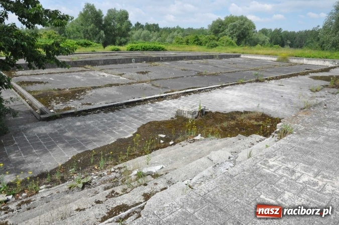 Zdjęcie w galerii na portalu naszraciborz.pl: Pojawił się pomysł na to, jak zagospodarować niedokończone kąpielisko na Ostrogu wiadomości z regionu