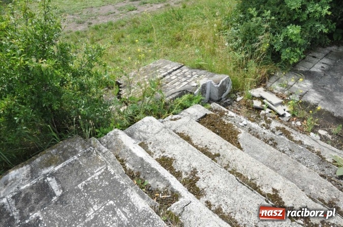 Zdjęcie w galerii na portalu naszraciborz.pl: Pojawił się pomysł na to, jak zagospodarować niedokończone kąpielisko na Ostrogu wiadomości z regionu