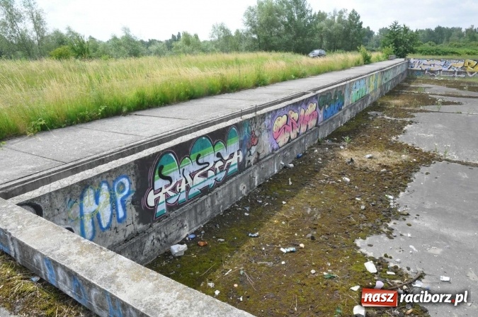 Zdjęcie w galerii na portalu naszraciborz.pl: Pojawił się pomysł na to, jak zagospodarować niedokończone kąpielisko na Ostrogu wiadomości z regionu