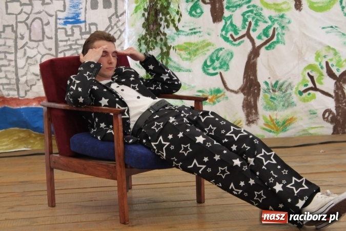 Zdjęcie w galerii na portalu naszraciborz.pl: Irrealis i Miraż gośćmi wieczoru na festynie szkolnym wiadomości z regionu