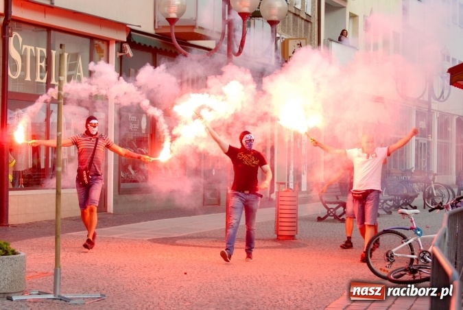 Zdjęcie w galerii na portalu naszraciborz.pl: Polska dawaj! Braxton zorganizuje raciborską strefę kibica  wiadomości z regionu