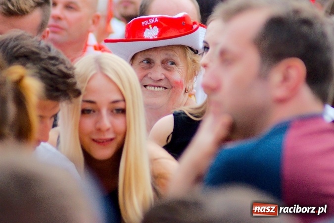 Zdjęcie w galerii na portalu naszraciborz.pl: Polska dawaj! Braxton zorganizuje raciborską strefę kibica  wiadomości z regionu