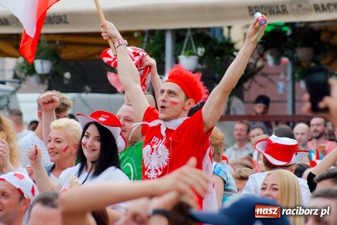 Zdjęcie w galerii na portalu naszraciborz.pl: Polska dawaj! Braxton zorganizuje raciborską strefę kibica  wiadomości z regionu