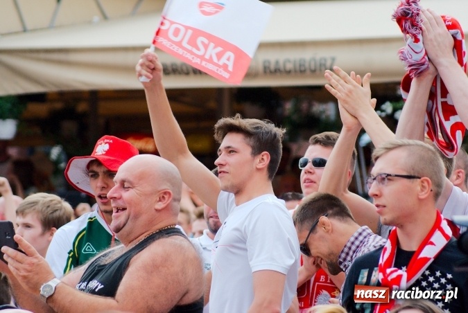 Zdjęcie w galerii na portalu naszraciborz.pl: Polska dawaj! Braxton zorganizuje raciborską strefę kibica  wiadomości z regionu