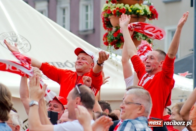 Zdjęcie w galerii na portalu naszraciborz.pl: Polska dawaj! Braxton zorganizuje raciborską strefę kibica  wiadomości z regionu