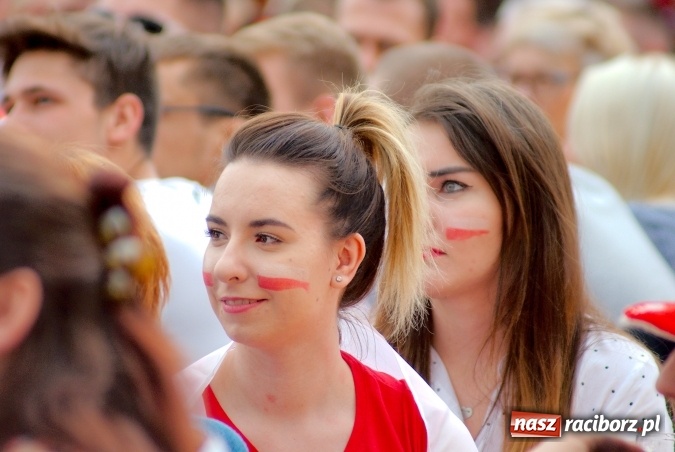 Zdjęcie w galerii na portalu naszraciborz.pl: Polska dawaj! Braxton zorganizuje raciborską strefę kibica  wiadomości z regionu