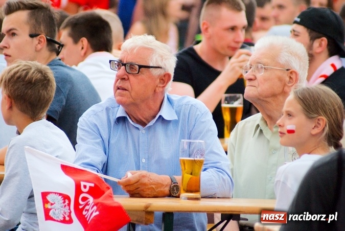 Zdjęcie w galerii na portalu naszraciborz.pl: Polska dawaj! Braxton zorganizuje raciborską strefę kibica  wiadomości z regionu