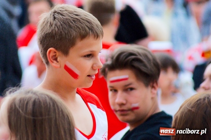 Zdjęcie w galerii na portalu naszraciborz.pl: Polska dawaj! Braxton zorganizuje raciborską strefę kibica  wiadomości z regionu