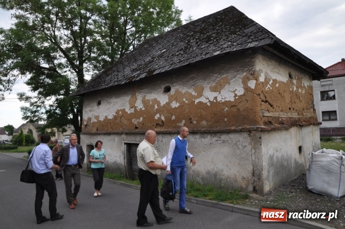 Zdjęcie w galerii na portalu naszraciborz.pl: Na spotkaniu z mieszkańcami w sprawie spichlerza byli prawie wszyscy... opr&oacute;cz mieszkańc&oacute;w wiadomości z regionu
