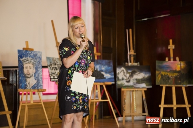 Zdjęcie w galerii na portalu naszraciborz.pl: Rozstrzygnięcie Konkursu Plastycznego 1050 lat Chrztu Polski wiadomości z regionu