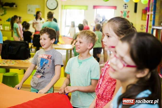 Zdjęcie w galerii na portalu naszraciborz.pl: Klasa na Medal SP 1 bawiła się w Crazy Clubie wiadomości z regionu