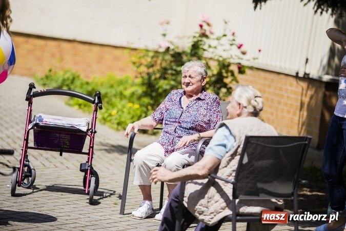 Zdjęcie w galerii na portalu naszraciborz.pl: Seniorzy ze Złotej Jesieni stawiają na sport  wiadomości z regionu