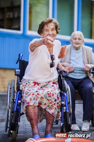 Zdjęcie w galerii na portalu naszraciborz.pl: Seniorzy ze Złotej Jesieni stawiają na sport  wiadomości z regionu
