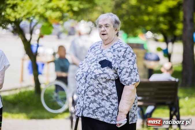 Zdjęcie w galerii na portalu naszraciborz.pl: Seniorzy ze Złotej Jesieni stawiają na sport  wiadomości z regionu